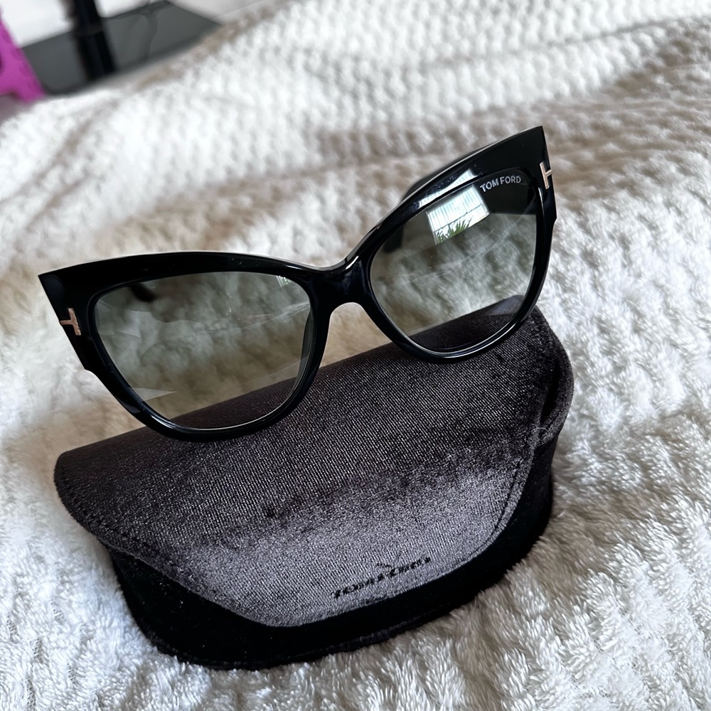 SOLD on Mercari 🚫 Tom Ford cat by sunglasses